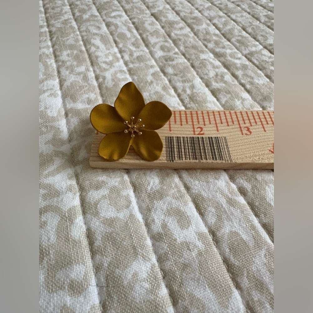 Vintage Sculptural Floral Statement Earrings | Ochre Yellow | 1.5” - Picture 10 of 11